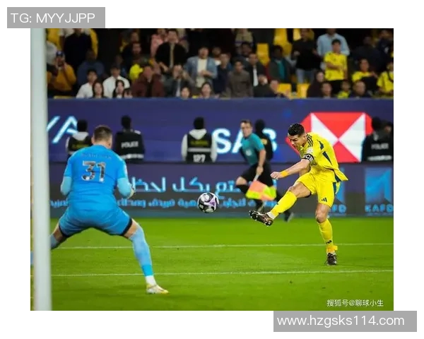 历史第一足球巨星巅峰之路：传奇背后的成就与影响