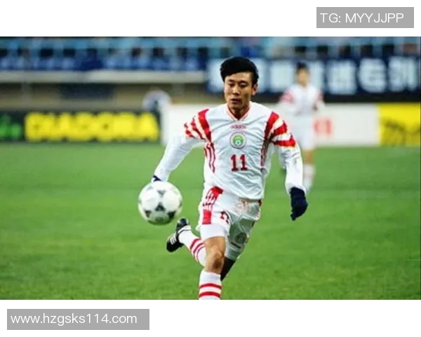 现役国足球星逐梦之路:从青涩到巅峰的成长与奋斗 现役国足球星逐梦之路:从青涩到巅峰的成长与奋斗